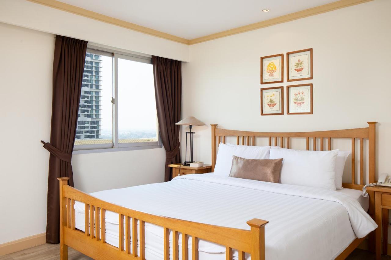 Riverfront 4* 曼谷