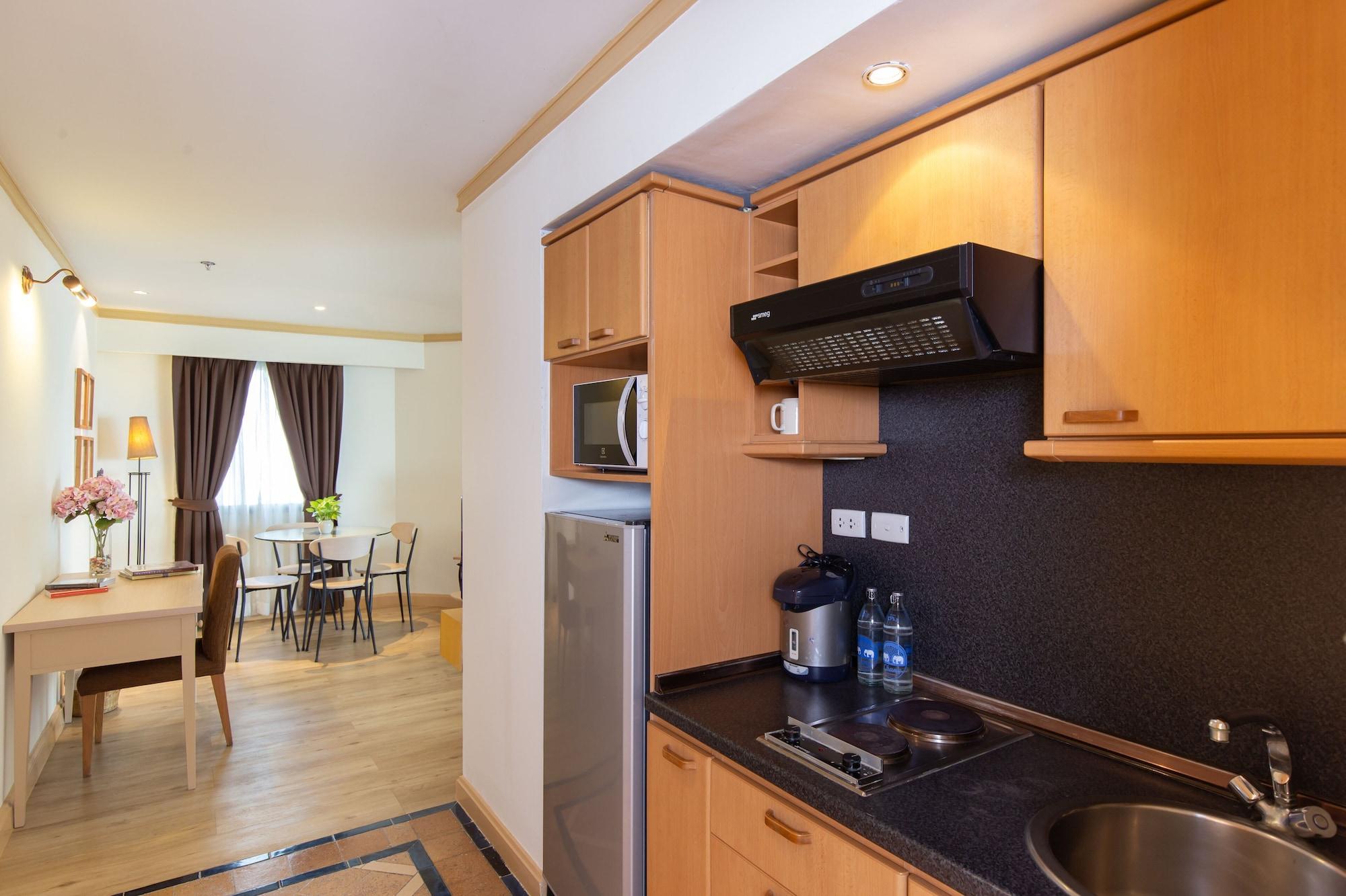 Отель Riverfront 4*