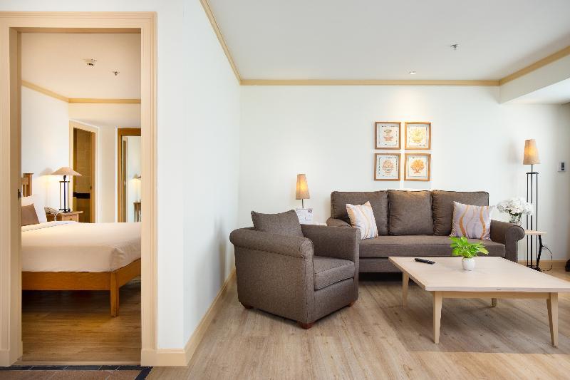 Riverfront 4* Бангкок
